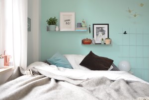 Neue Wandfarbe im Schlafzimmer