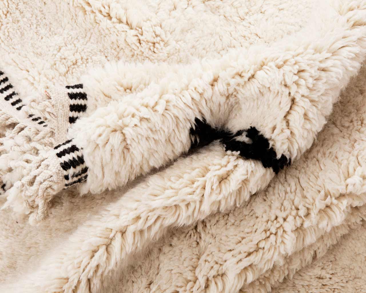 Flauchiger Beni Ourain Teppich von Suhki